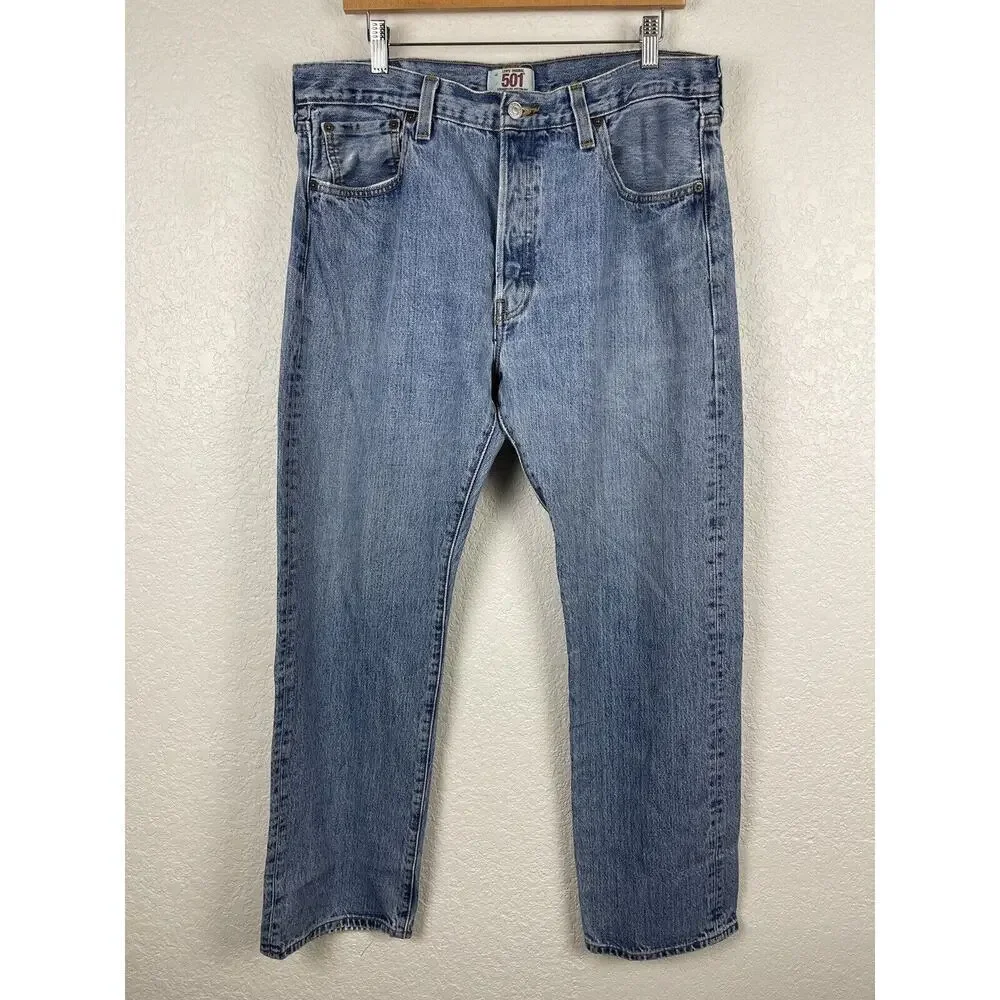 Vintage Levi's 501‎ Button Fly Mens Jeans Size 36x32 Medium Wash Made In Haiti